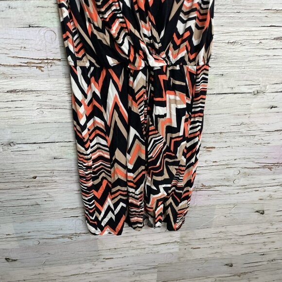 Bebe chevron  mini dress cream pink medium - Picture 2 of 11